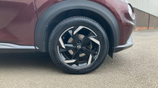 Nissan Juke 1.0 DiG-T 114 N-Connecta 5dr Petrol Hatchback